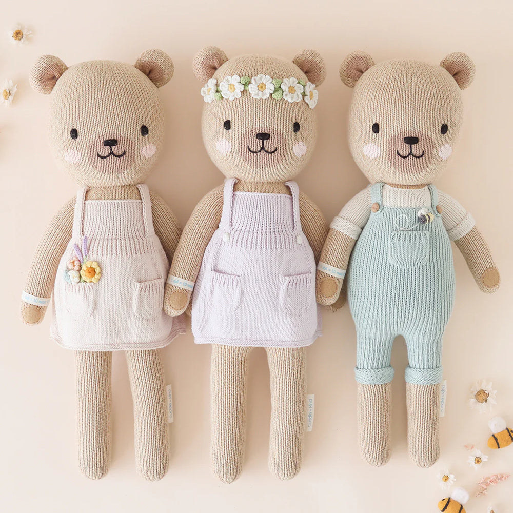 
                  
                    Charlie the honey bear 52cm
                  
                