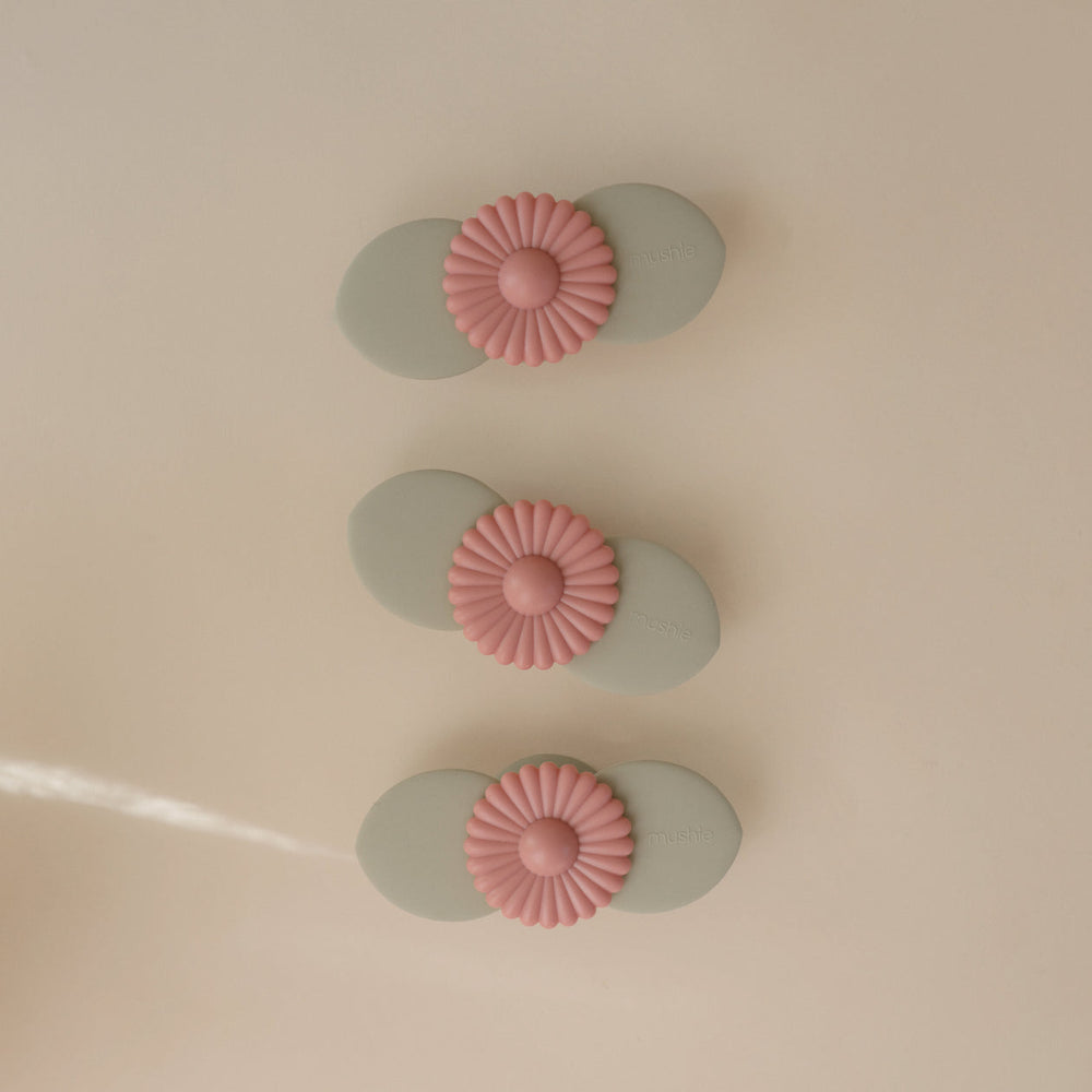 
                  
                    Blossom Suction Spinner Toy
                  
                